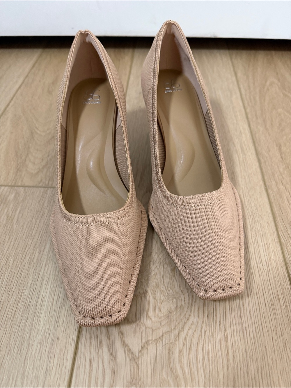 Never worn Cost Island Women’s Knit Square-Toe Heels in Blush